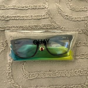 Quay Hardwire Mini Bluelight Glasses
